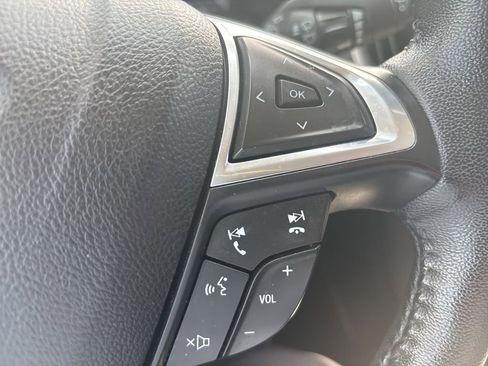 Used 2023 Ford Edge SEL image 28