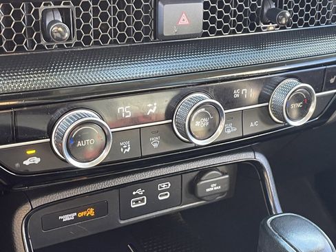 Used 2024 Honda CR-V EX-L image 7