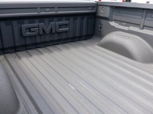 Used 2022 GMC Canyon AT4 AWD/4WD image 9