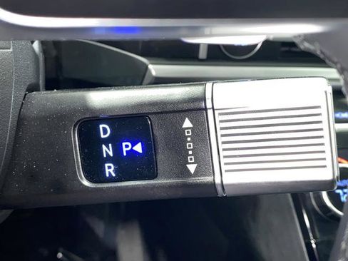 Used 2025 Hyundai Santa Fe SEL image 23