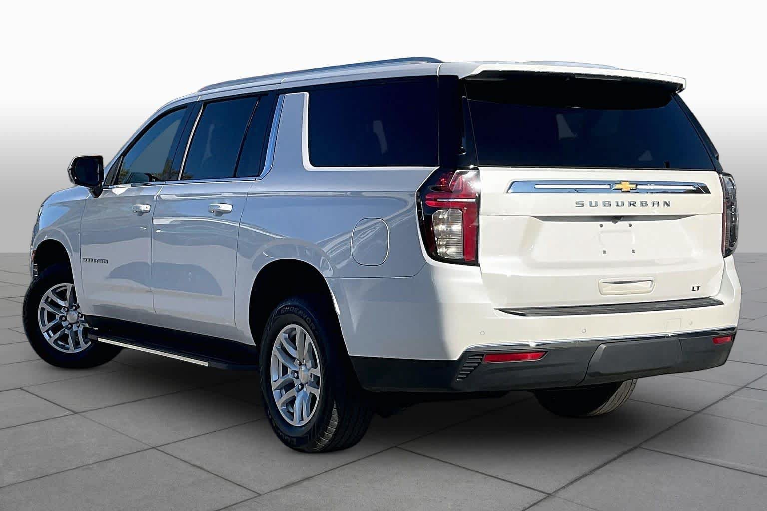 Used 2021 Chevrolet Suburban LT AWD/4WD image 10