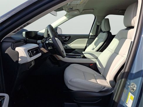 New 2026 Lincoln Aviator AWD image 12