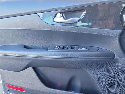 Used 2021 Kia Forte GT-Line image 52