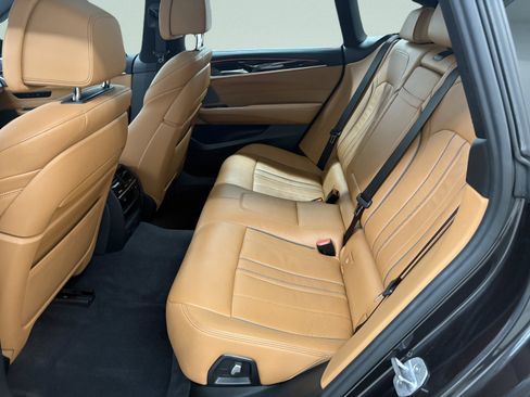 Used 2018 BMW 640i Gran Turismo xDrive 640i xDrive image 10