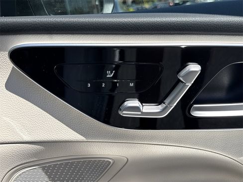 Certified 2025 Mercedes-Benz C 300 Sedan image 19