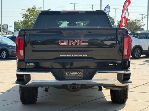 Used 2025 GMC Sierra 1500 SLT RWD image 2