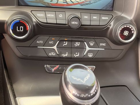 Used 2017 Chevrolet Corvette Stingray Convertible w/ Battery Protection Package RWD image 21