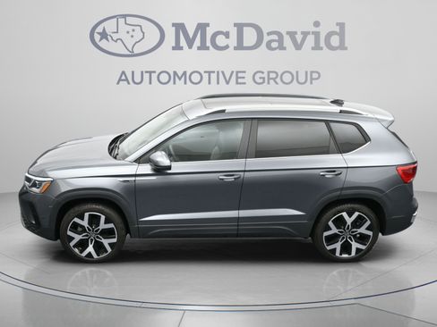 Used 2023 Volkswagen Taos SEL AWD/4WD image 36