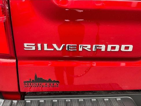 Used 2022 Chevrolet Silverado 1500 LTZ w/ LTZ Premium Package AWD/4WD image 27