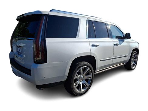 Used 2020 Cadillac Escalade Premium Luxury AWD/4WD image 6