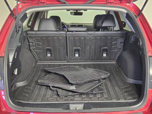 Used 2019 Subaru Outback 2.5i Limited AWD/4WD image 19
