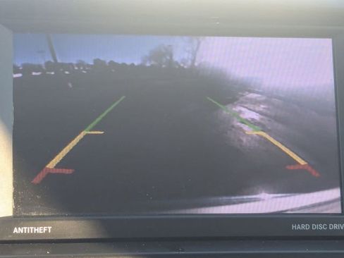 Used 2020 Dodge Grand Caravan SE image 25