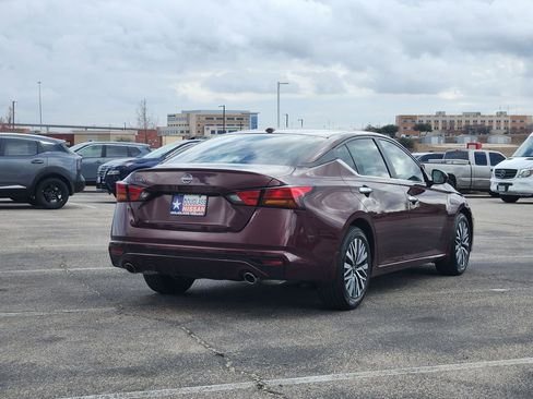 New 2025 Nissan Altima 2.5 SV w/ SV Premium Package FWD image 3