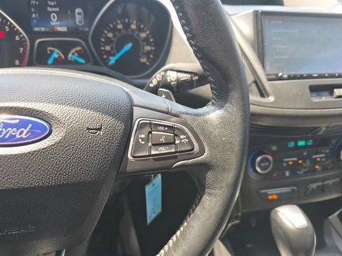 Used 2018 Ford Escape SE w/ SE Sport Appearance Package AWD/4WD image 18