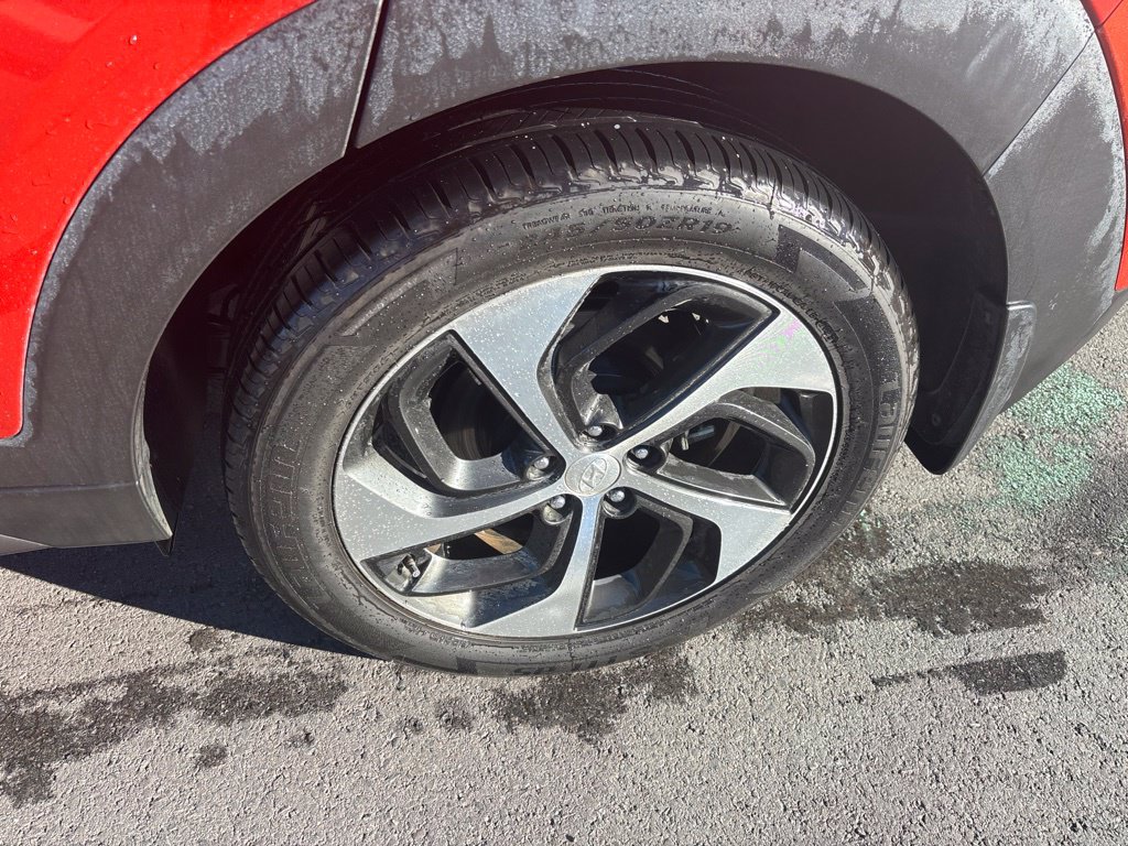 Used 2016 Hyundai Tucson Limited AWD/4WD image 3