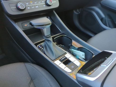 New 2026 Hyundai Tucson SE image 21