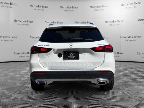 Used 2026 Mercedes-Benz GLA 250 4MATIC image 4