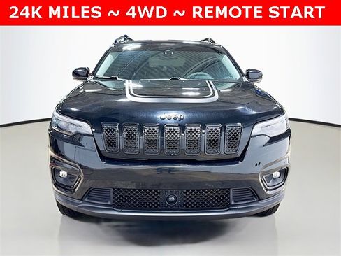 Used 2022 Jeep Cherokee Latitude image 3