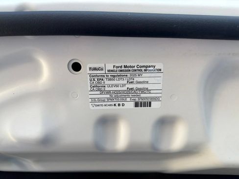 Used 2025 Lincoln Aviator Reserve AWD/4WD image 45