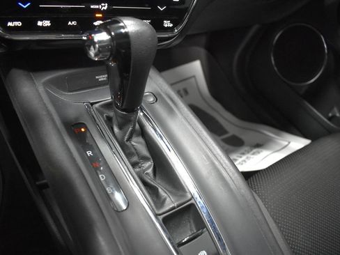 Used 2022 Honda HR-V EX image 19