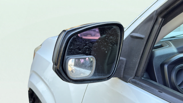 Used 2016 Toyota Tacoma SR RWD image 27