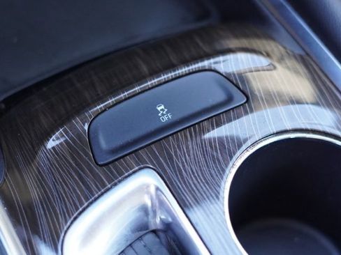 Used 2016 Chevrolet Malibu Premier image 28