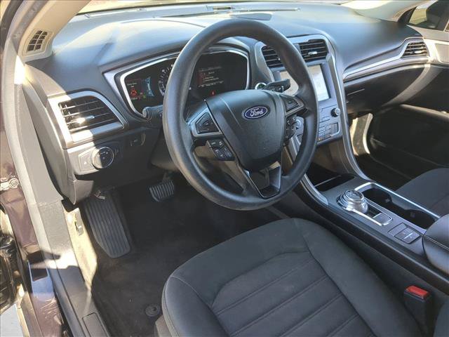 Used 2020 Ford Fusion SE FWD image 10
