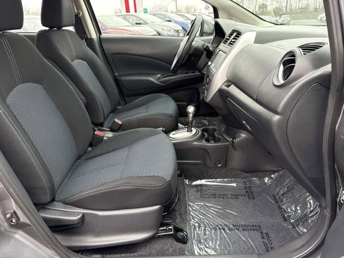 Used 2018 Nissan Versa Note SV image 24