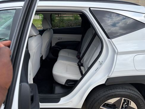 Used 2025 Hyundai Tucson SEL AWD/4WD image 29