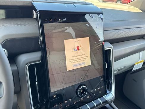 New 2026 GMC Yukon Denali w/ Sun & Power Step Package AWD/4WD image 21