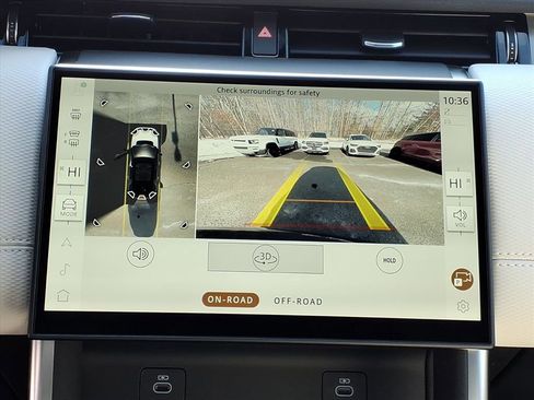 New 2026 Land Rover Discovery Sport Landmark image 14