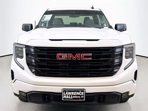 Used 2024 GMC Sierra 1500 Elevation image 2