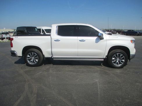 Used 2025 Chevrolet Silverado 1500 LTZ w/ LTZ Premium Package AWD/4WD image 4