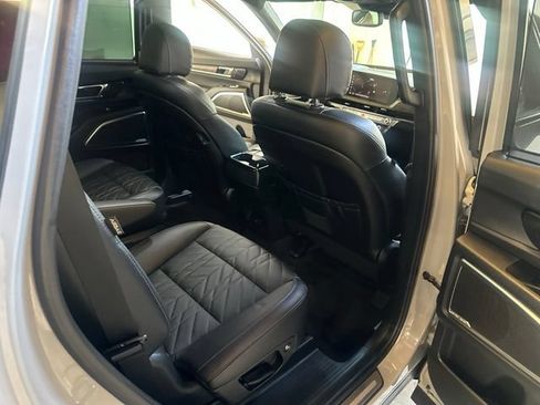 Used 2024 Kia Telluride SX X-Line AWD/4WD image 30