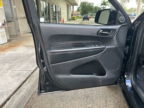 Certified 2022 Dodge Durango GT image 38