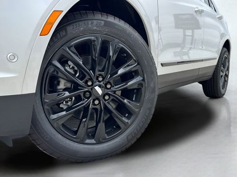 New 2026 Cadillac XT5 Premium Luxury w/ LPO, ONYX Package FWD image 2
