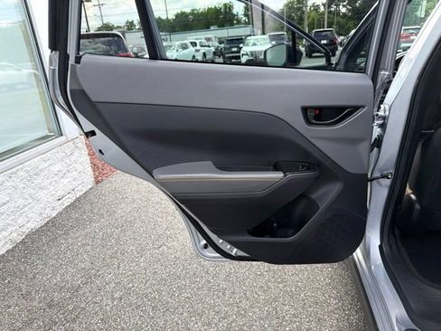 Used 2024 Subaru Crosstrek 2.5i Sport w/ Crosstrek Mirror Package AWD/4WD image 15
