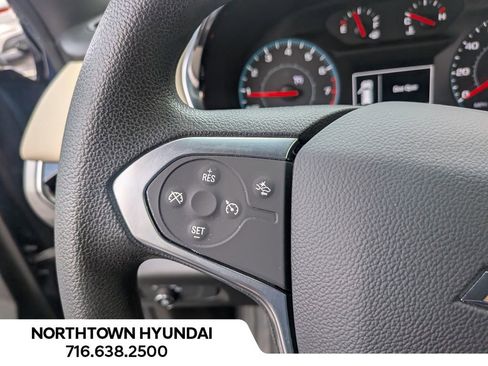 Used 2023 Chevrolet Traverse LS w/ Safety Package image 28