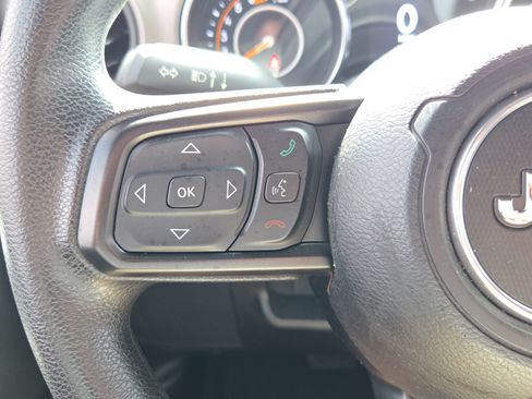 Used 2018 Jeep Wrangler Sport AWD/4WD image 24
