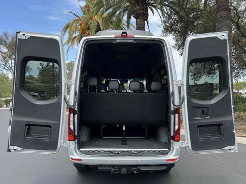 Used 2023 Mercedes-Benz Sprinter 2500 image 68