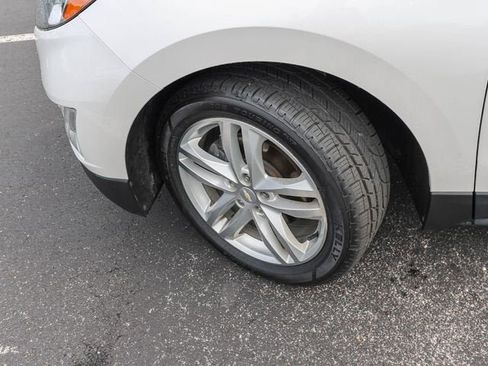 Used 2019 Chevrolet Equinox Premier FWD image 29