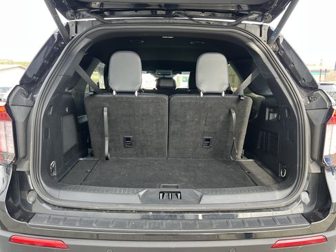 Used 2025 Ford Explorer ST-Line w/ ST-Line Street Pack image 5