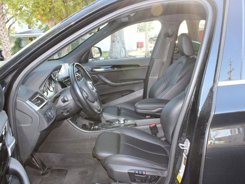 Used 2018 BMW X1 xDrive28i AWD/4WD image 7