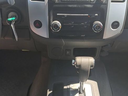 Used 2013 Nissan Frontier Desert Runner RWD image 17