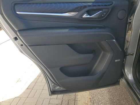 Used 2022 GMC Yukon Denali image 36