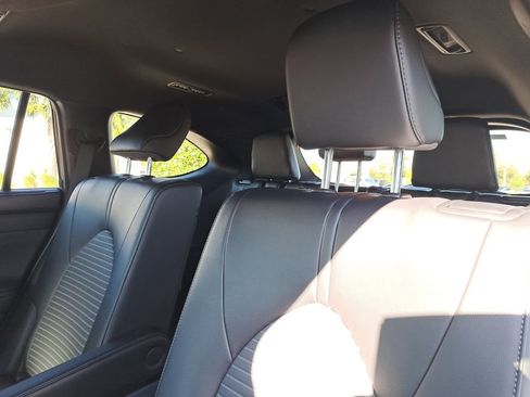 Used 2023 Toyota Highlander XSE image 9