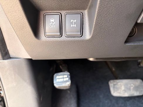 Used 2026 Nissan Frontier PRO-4X AWD/4WD image 34