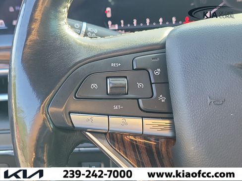 Used 2021 Cadillac Escalade Luxury RWD image 25