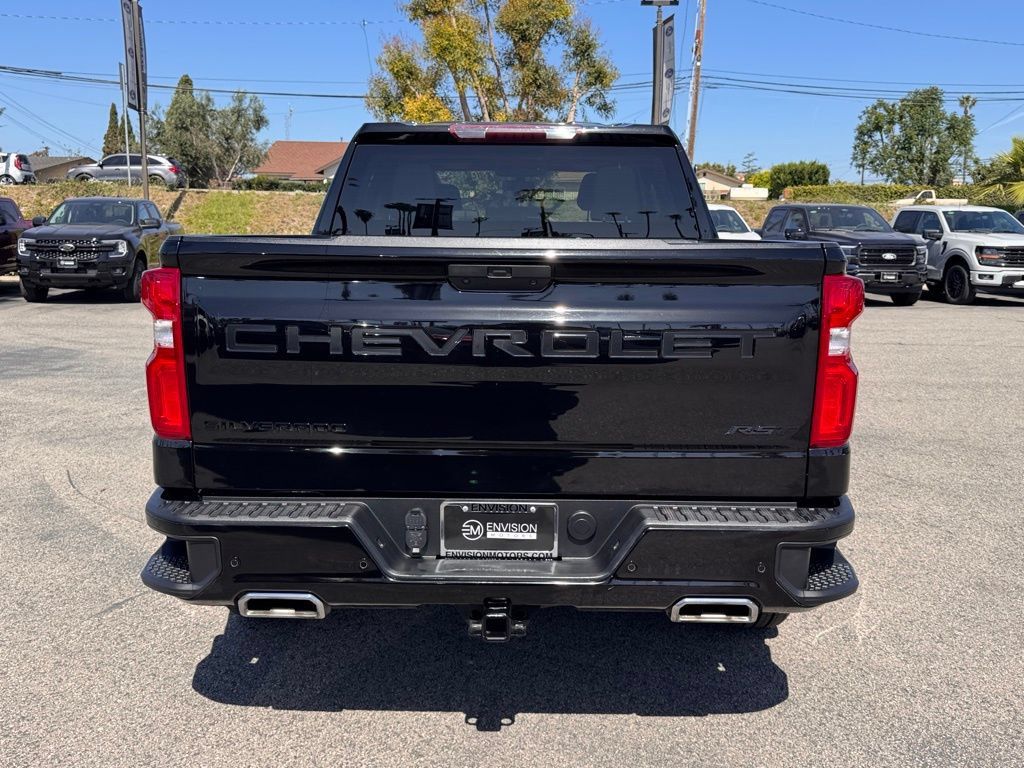 Used 2022 Chevrolet Silverado 1500 RST w/ Safety Package AWD/4WD image 11