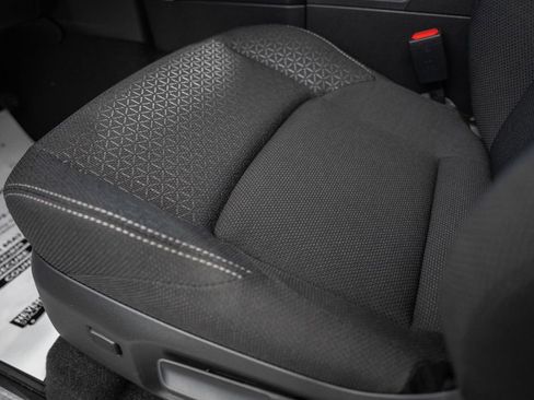 New 2026 Toyota 4Runner SR5 image 33